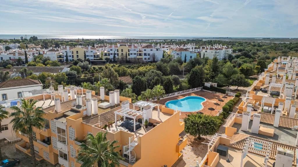 Cabanas Palms